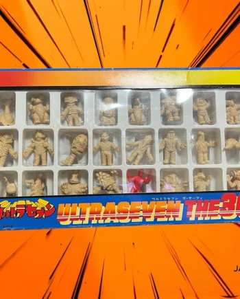 Bandai Vintage Ultraseven The 30 Mini Figure 30p Set + Trading Cards & Box
